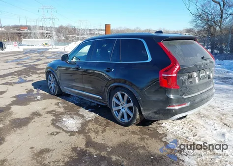 2016 Volvo Xc90 T6 Inscription z USA, uszkodzony, nr VIN YV4A22PL9G1073668